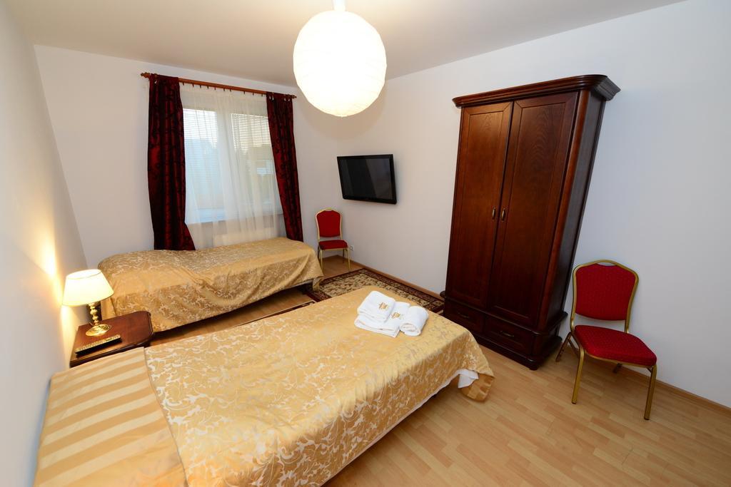 B&B Airport Modlin Nowy Dwór Mazowiecki Habitación foto
